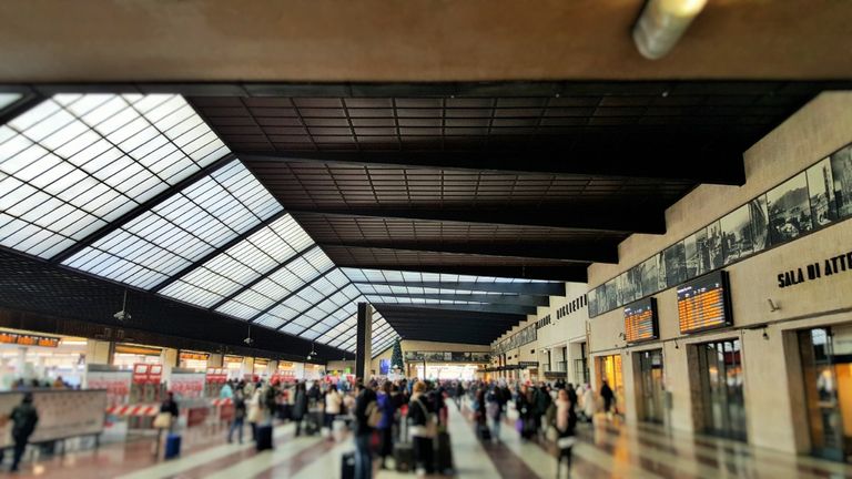 Firenze S.M.M. is a terminus station with easy access to and from the trains